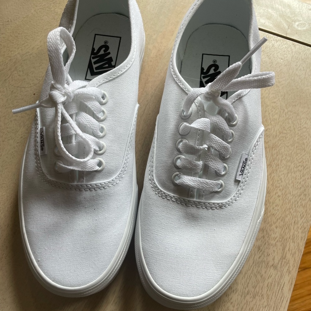Vans small platform shoes